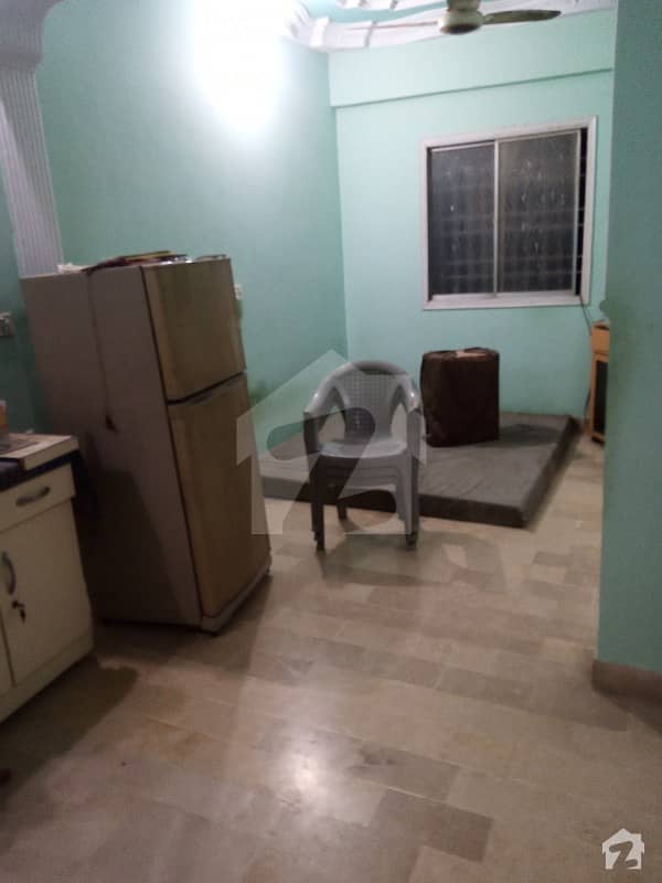 800 Square Feet Flat For Sale In Firdous Colony