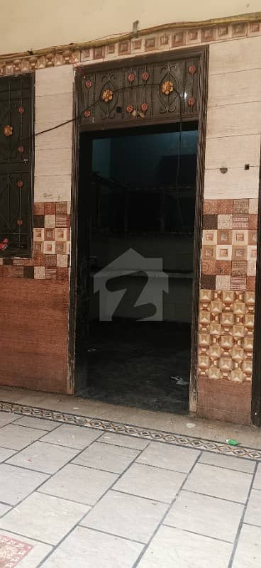A 1125 Square Feet Upper Portion Has Landed On Market In Arfaat Colony