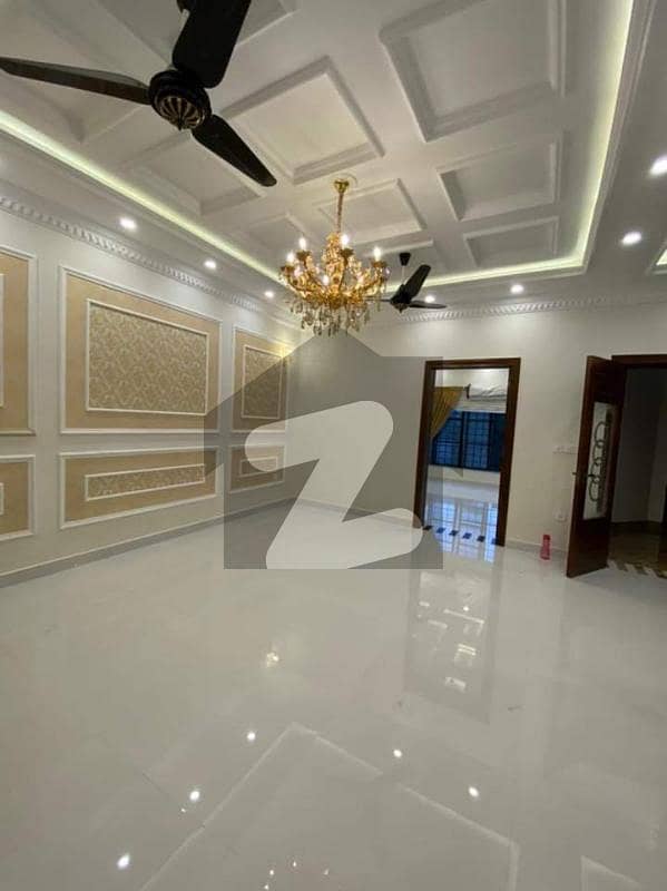 Available 10 Marla House For Rent Bahria Town Lahore
