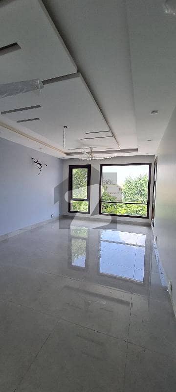 9000 Square Feet House For Sale In Beautiful Clifton - Block 5