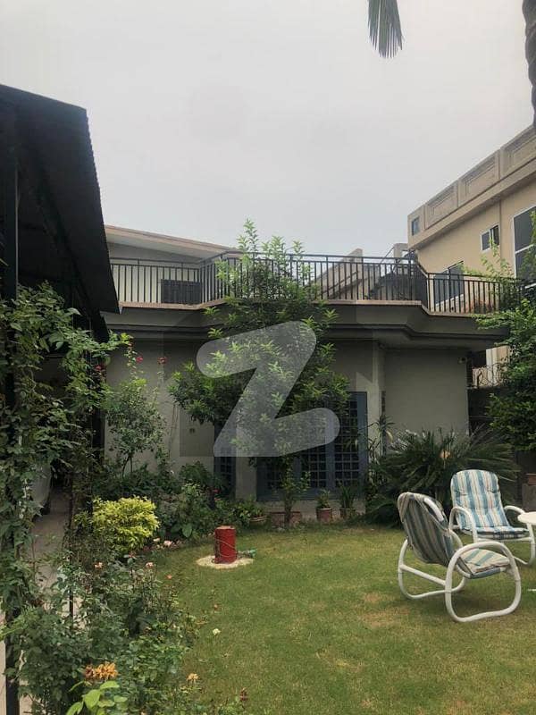 House Of 25 Marla Available In Gulistan Colony (Rawalpindi) Gulistan