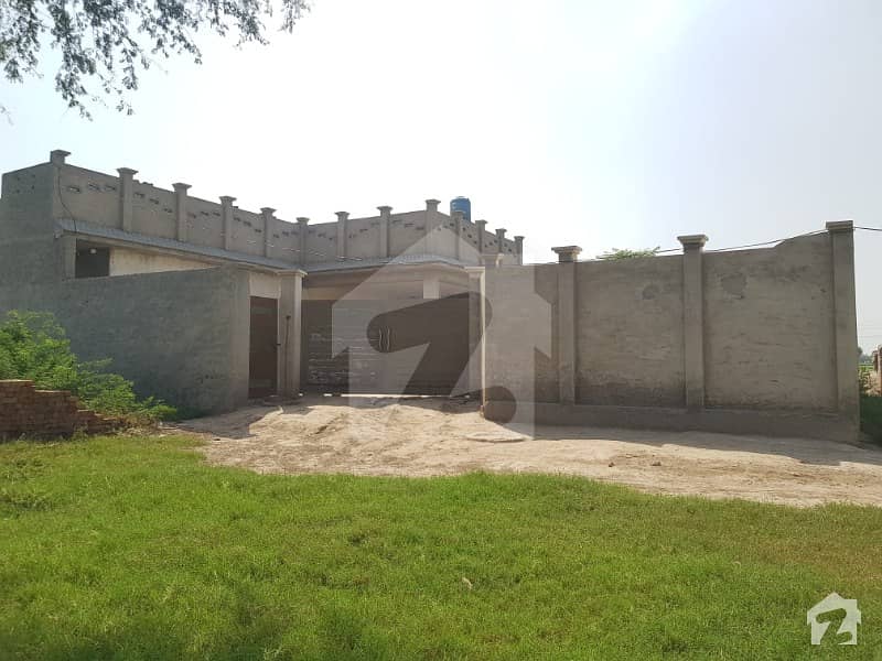 3600 Square Feet House In D Market For Sale