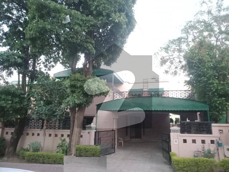 12 Marla House For Sale In Safari Villa1 Bahria Town Rawalpindi