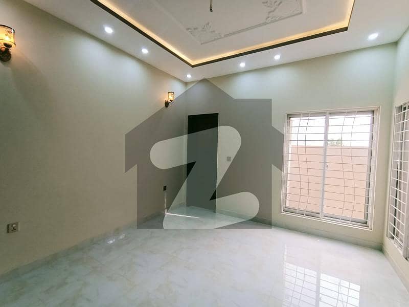 Waseem Malik Offer You 7 Marla brand new house for sale in lake city Lahore sector M7A.