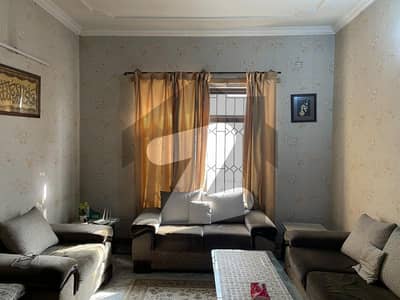 ہارلے سٹریٹ راولپنڈی میں 4 کمروں کا 7 مرلہ مکان 2.35 کروڑ میں برائے فروخت۔