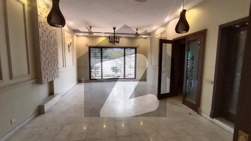 1 Kanal Lower Portion For Rent In Dha Phase 1 Near Market Masjid Park