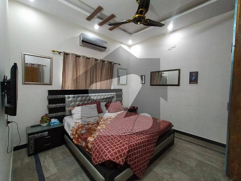 سرور روڈ کینٹ لاہور میں 1 کمرے کا 16 مرلہ کمرہ 41 ہزار میں کرایہ پر دستیاب ہے۔