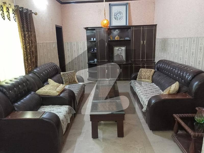 گجّومتہ لاہور میں 4 کمروں کا 6 مرلہ مکان 1.1 کروڑ میں برائے فروخت۔