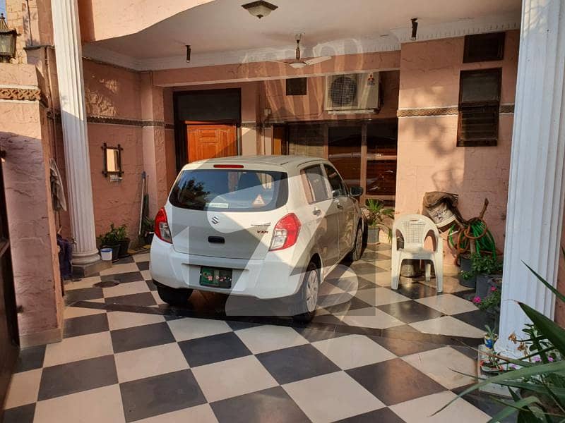 7 Marla Used House For Sale In Tariq Block Garden Town Lahore