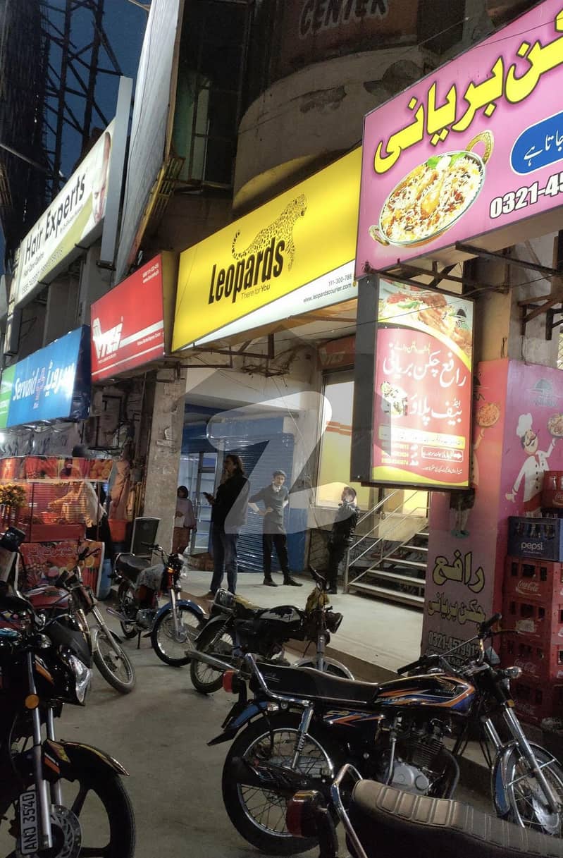 فردوس مارکیٹ گلبرگ لاہور میں 1 مرلہ دکان 2.9 کروڑ میں برائے فروخت۔