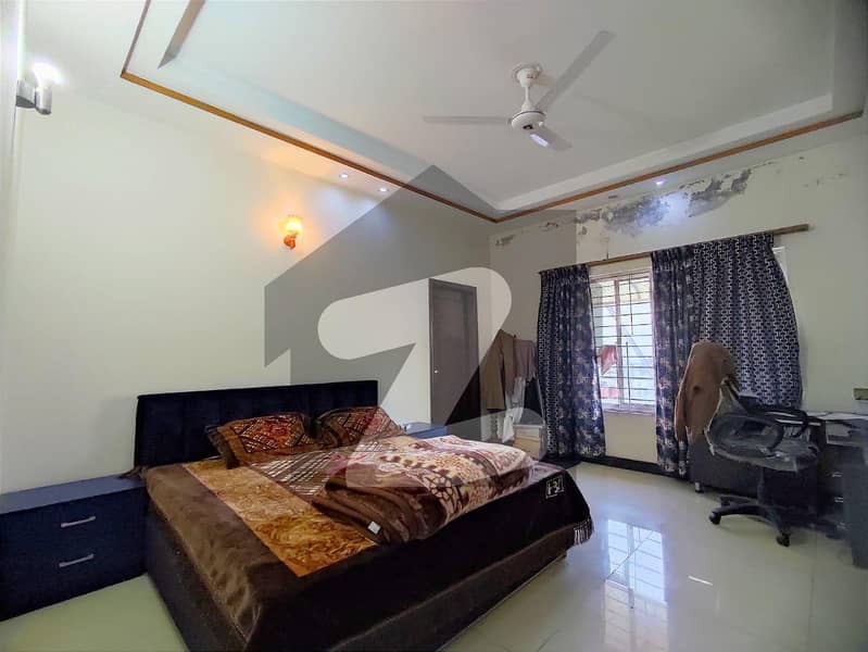 3 Bed Fully Furnished Apartment Available For Rent In Garden Town Prime Location Best Option For Residents Used