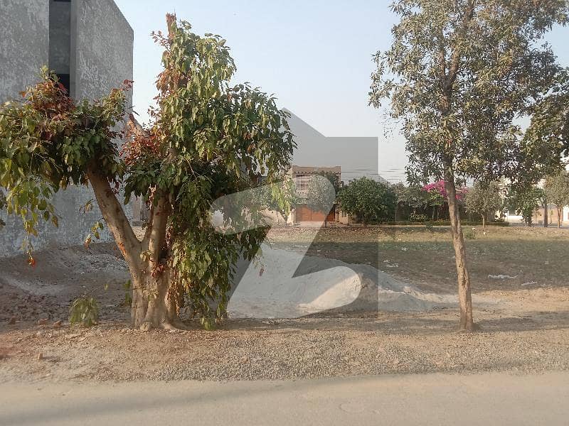 10 Marla Plot In Royal Palm City Sahiwal