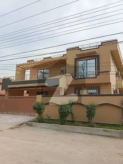 پولیس فاؤنڈیشن ہاؤسنگ سکیم راولپنڈی میں 6 کمروں کا 1 کنال مکان 4.85 کروڑ میں برائے فروخت۔