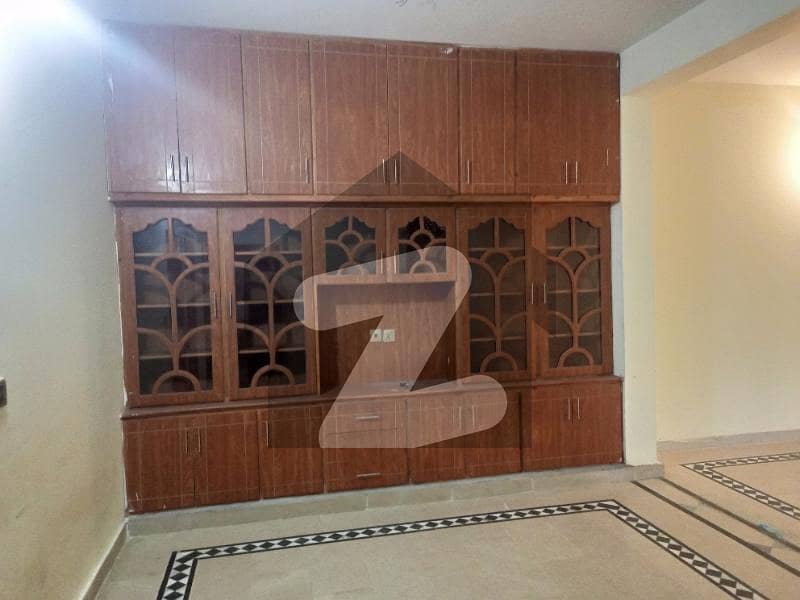 Rawal Town 1st Floor With Roof 3 Bed D D 9m Rent. 52000