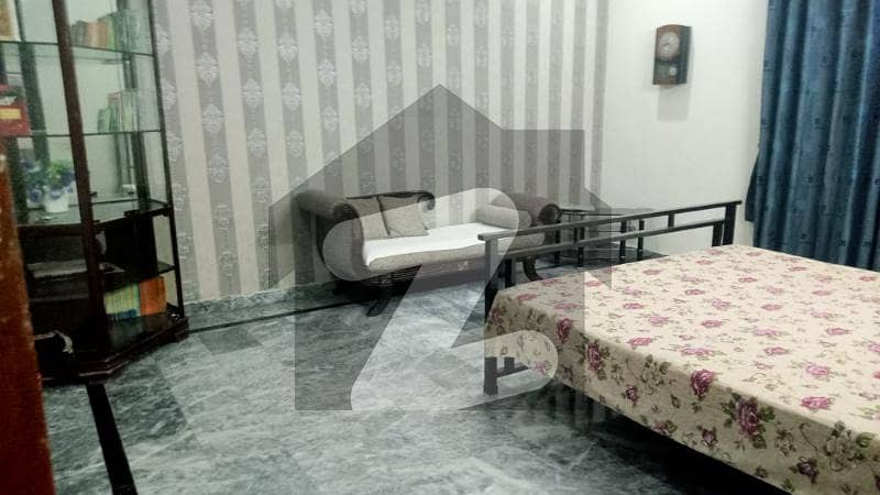 Furnished Room For Female In Punjab Small Industries Colony Near Lums Dha Lahore