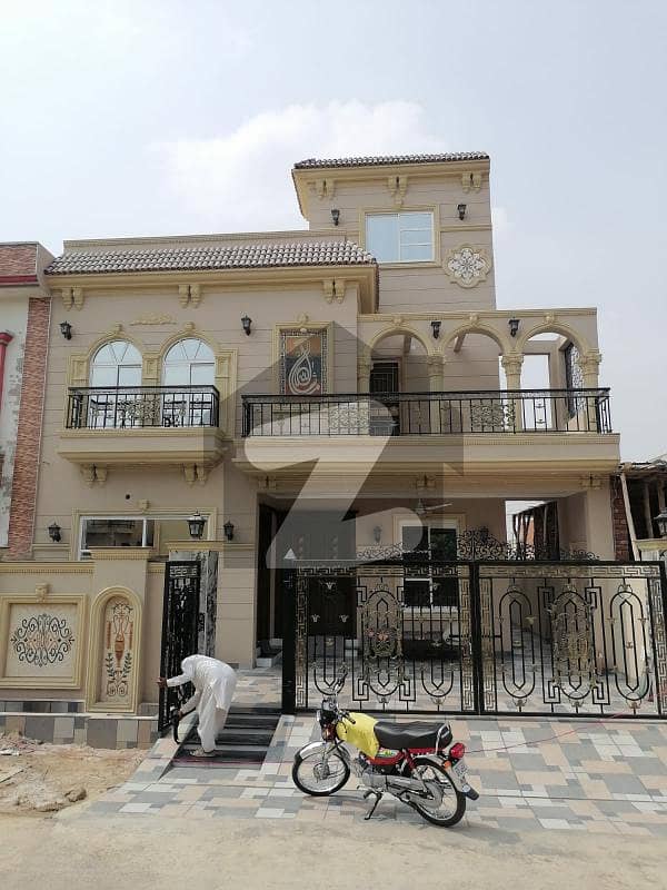 9 Marla Stunning Lower Portion Available For Rent In TIP 2 With The Wall Of DHA Rahbar
