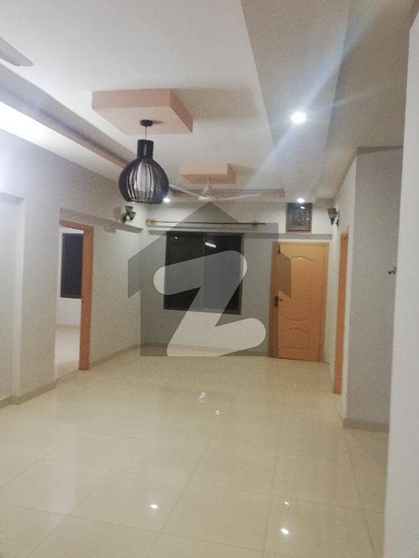 گلستان ظفر جمشید ٹاؤن کراچی میں 3 کمروں کا 7 مرلہ فلیٹ 3 کروڑ میں برائے فروخت۔