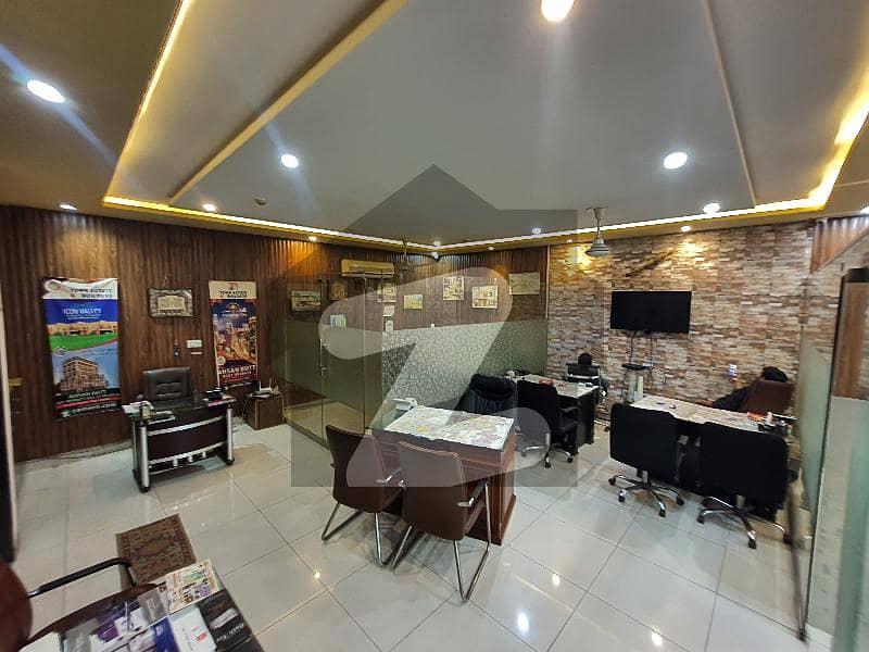 ڈی ایچ اے فیز 1 ڈیفنس (ڈی ایچ اے),لاہور میں 4 کمروں کا 4 مرلہ عمارت 8.35 کروڑ میں برائے فروخت۔