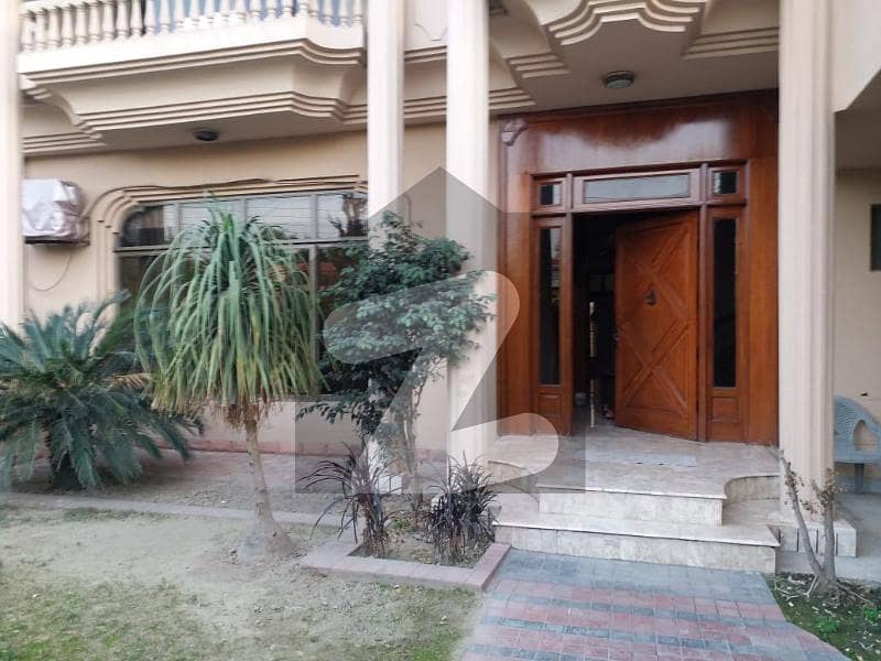 1 KANAL 5 MARLA OFFICE USE HOUSE FOR RENT NEAR MAIN BOULEVARD GULBERG II LAHORE