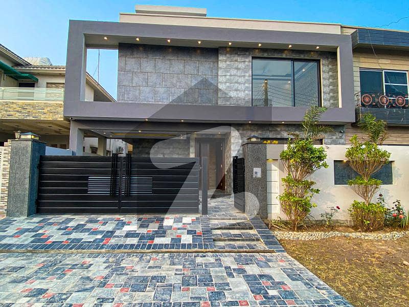 10 Marla Luxury Modern Design House Available For Sale In State Life Housing Society