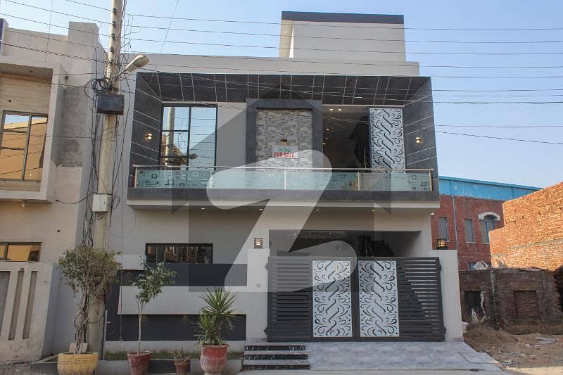8 Marla Beautiful House For Sale In Gulshan-e-lahore