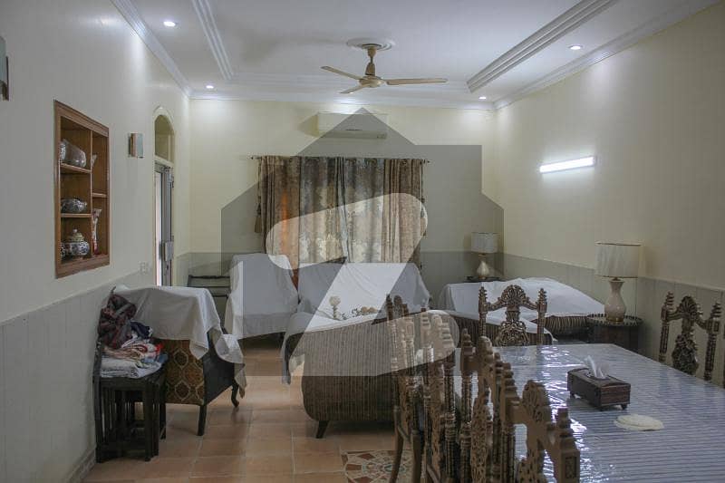 10 Marla Double Storey 40 Feet Road Owner Build Solid Construction 10 Marla Double Storey 40 Feet Road Owner Build Solid Construction