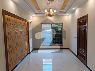 10 Marla Luxury Brand New House For Sale In Lda Avenue 1 Hot Location