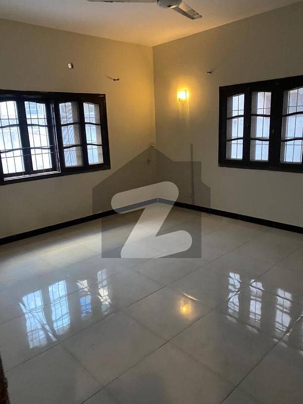 ڈیفینس ویو فیز 1 ڈیفینس ویو سوسائٹی کراچی میں 3 کمروں کا 5 مرلہ مکان 1.1 لاکھ میں کرایہ پر دستیاب ہے۔