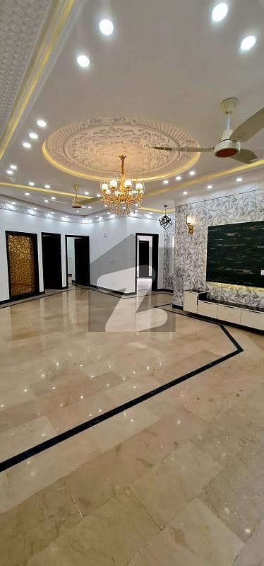 One Kanal Corner House For Sale