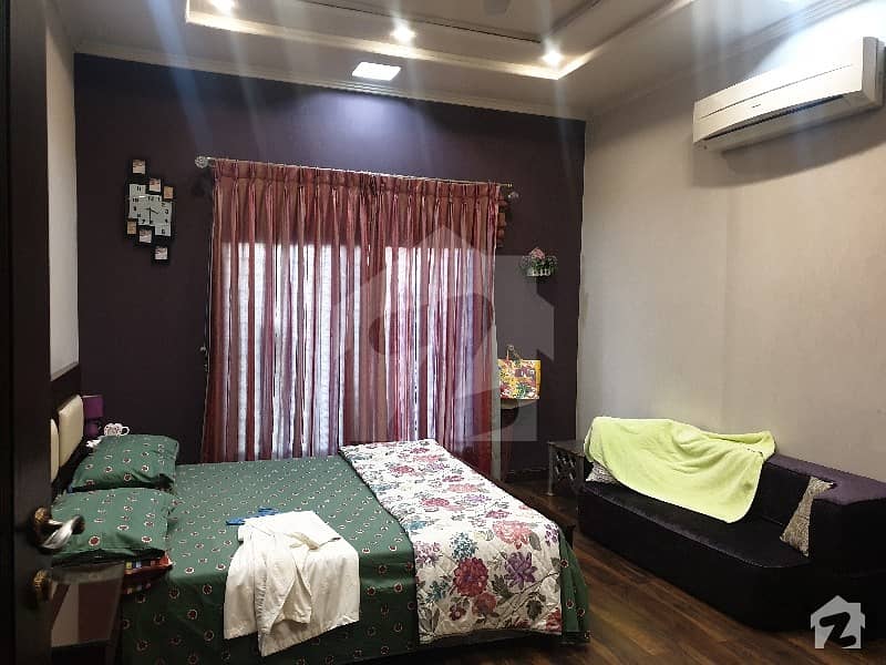 پنجاب کوآپریٹو ہاؤسنگ سوسائٹی لاہور میں 5 کمروں کا 10 مرلہ مکان 3.25 کروڑ میں برائے فروخت۔