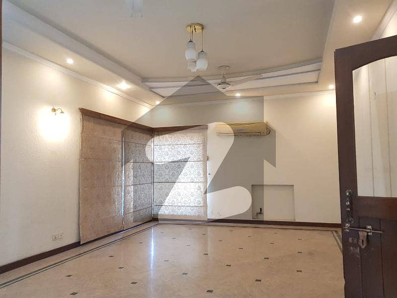 1 Kanal Lower Lock Upper Portion For Rent In Dha Phase 4