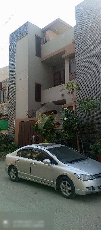 ڈی ایچ اے فیز 7 ایکسٹینشن ڈی ایچ اے ڈیفینس کراچی میں 4 کمروں کا 6 مرلہ مکان 4.9 کروڑ میں برائے فروخت۔