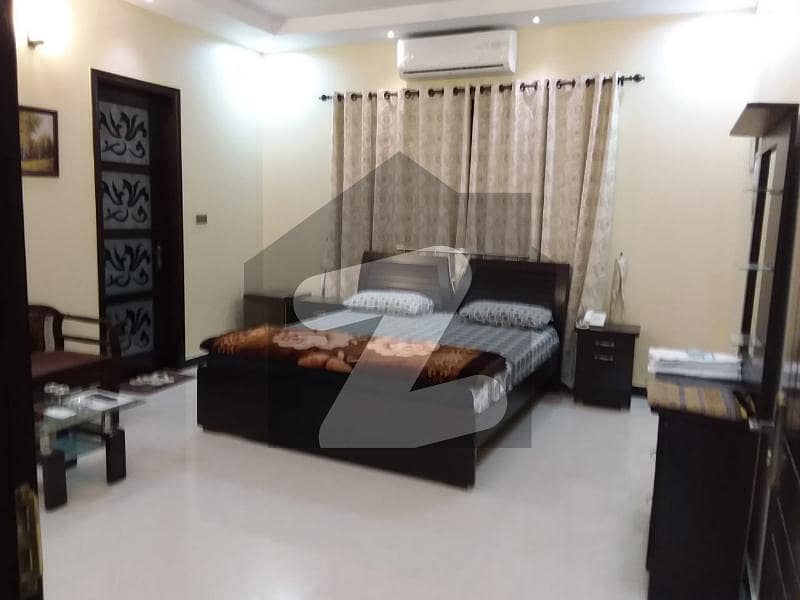 Short Term Fully Furnished 1 Bed Rooms Attached Washroom Common Kitchen Drawing In Bungalow Dha6 Rent