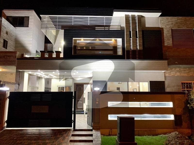 7 Marla Beautiful House For Sale In Phase 6 DHA Lahore