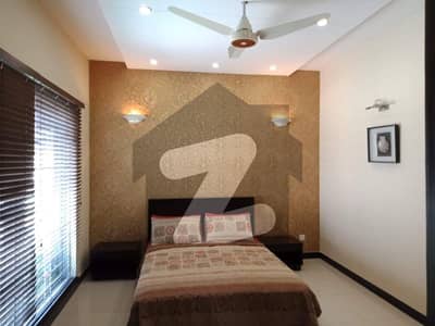 10 Marla Beautiful House for sale in Phase 6 DHA lahore