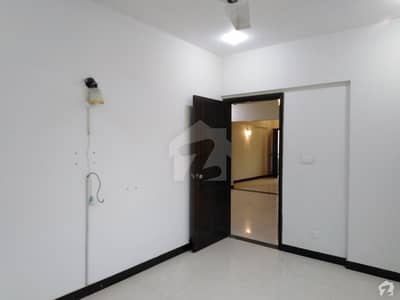 Ideal Flat For sale In Tauheed Commercial Area
