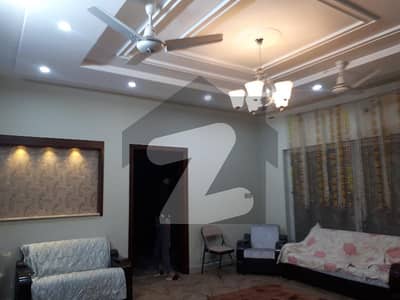 میڈیا ٹاؤن راولپنڈی میں 6 کمروں کا 12 مرلہ مکان 1.45 لاکھ میں کرایہ پر دستیاب ہے۔