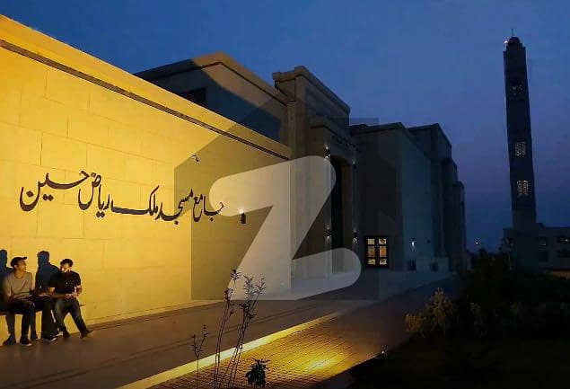 Gorgeous 29250 Square Feet Commercial Plot For Sale Available In Bahria Town Phase 8 - Block P Gorgeous 29250 Square Feet Commercial Plot For Sale Available In Bahria Town Phase 8 - Block P