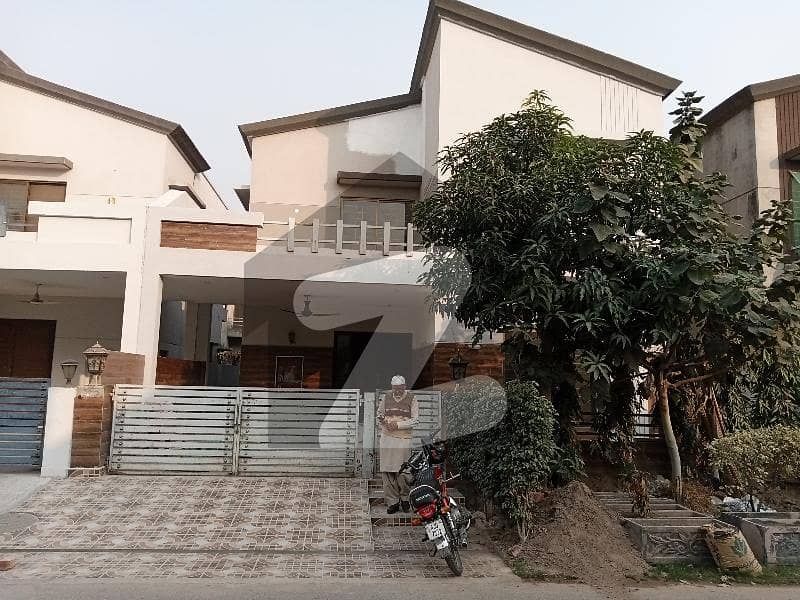 10 Marla, 04-bedroom's Beautiful House Available For Sale In Divine Garden Lahore