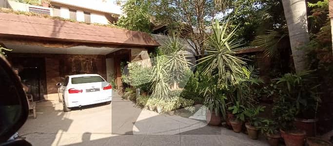 House For Sale In Gulburg Lahore