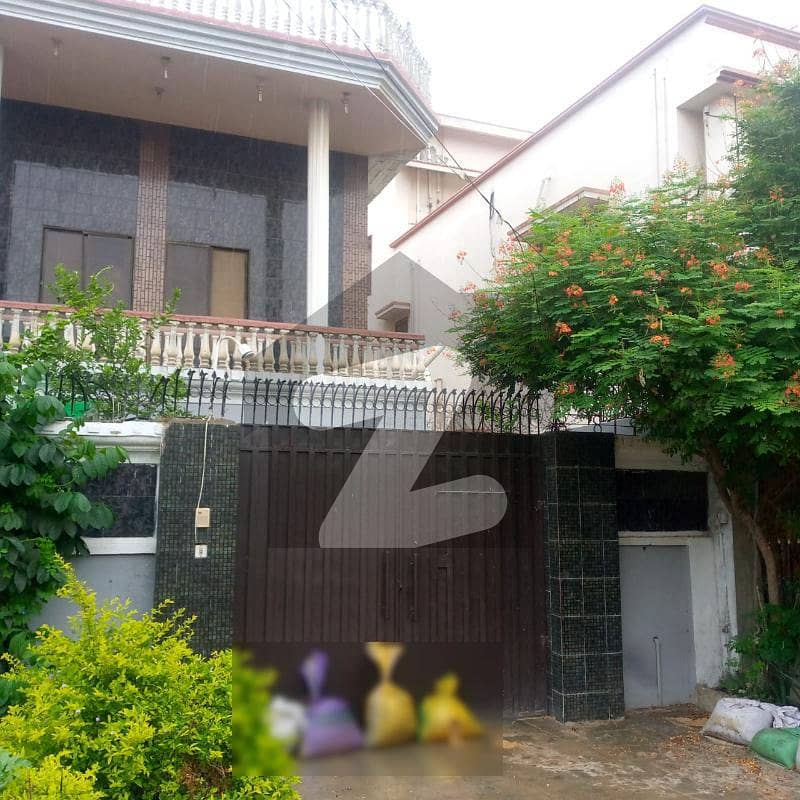 Prime Location 400 Square Yards Spacious House Available In North