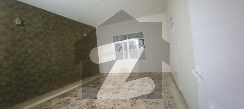 بفر زون - سیکٹر 15-A / 4 بفر زون نارتھ کراچی کراچی میں 2 کمروں کا 5 مرلہ زیریں پورشن 28 ہزار میں کرایہ پر دستیاب ہے۔