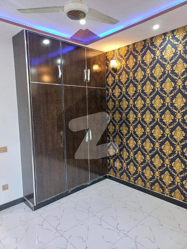 کینال گارڈن ۔ بلاک سی کینال گارڈن لاہور میں 5 کمروں کا 5 مرلہ مکان 1.85 کروڑ میں برائے فروخت۔