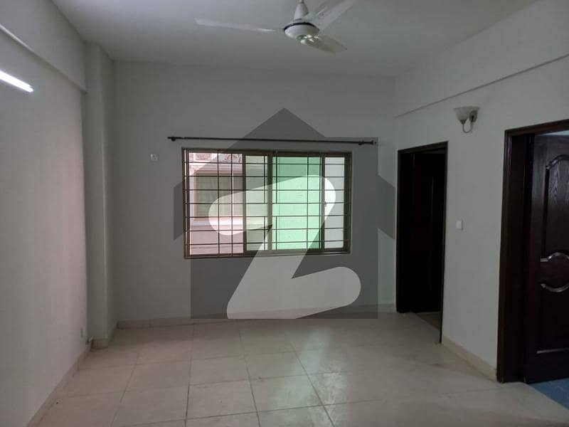 10 Marla New Design Flat For Sale In Askari 11 Lahore.