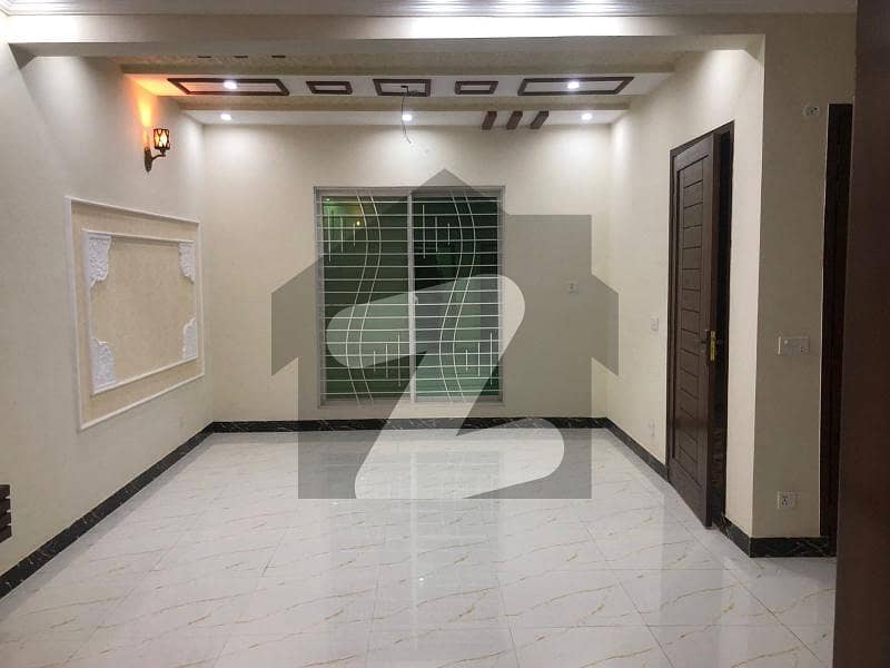 5 Marla Brand New Upper Portion For Rent In Park View City Lahore
