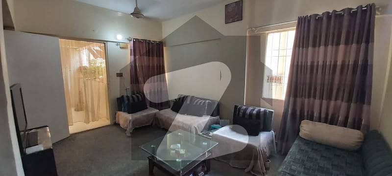 پیراڈایئز ریزیڈنسی فریرے ٹاؤن کراچی میں 2 کمروں کا 5 مرلہ فلیٹ 45 لاکھ میں برائے فروخت۔