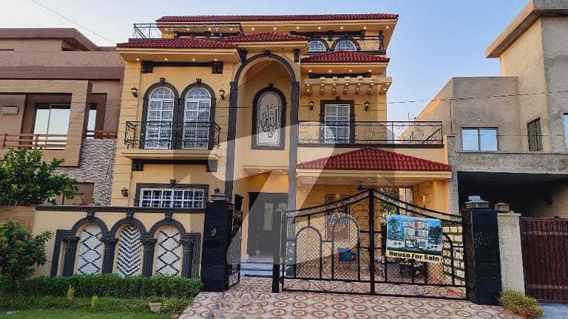10 Marla Facing Park Spanish House For Sale In G Block Central Park Lahore