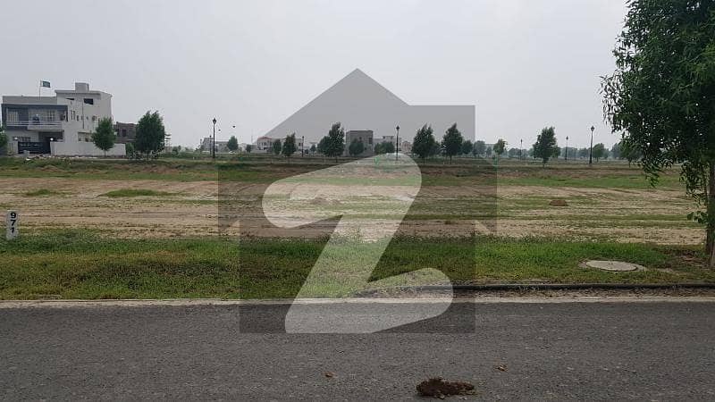 10 Marla Plot Near Ring Road Prime Location In Lake City - Sector M-5