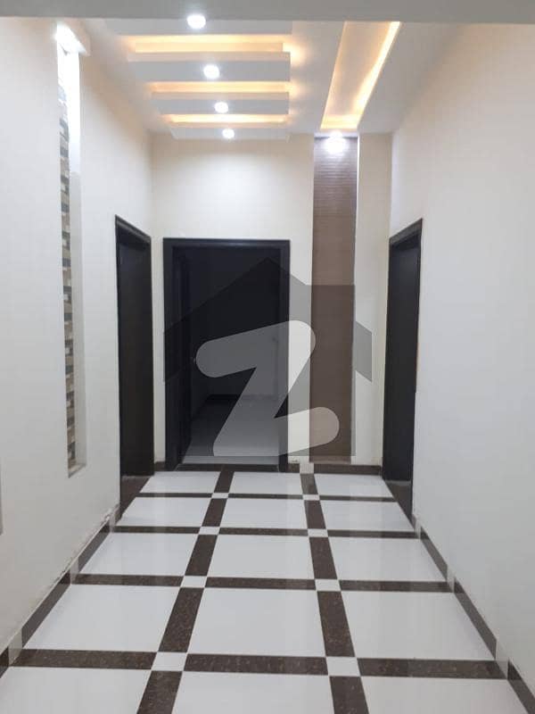 لیک سٹی ۔ سیکٹر ایم ۔ 1 لیک سٹی رائیونڈ روڈ لاہور میں 5 کمروں کا 1 کنال مکان 1.7 لاکھ میں کرایہ پر دستیاب ہے۔