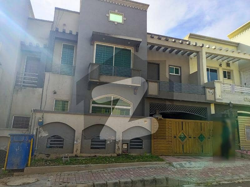 Bahria Town, Phase 8, Safari Valley, 7 Marla Double Unit House 5 Beds With Attached Outstanding Location Near To Masjid Park School And Commercial Area